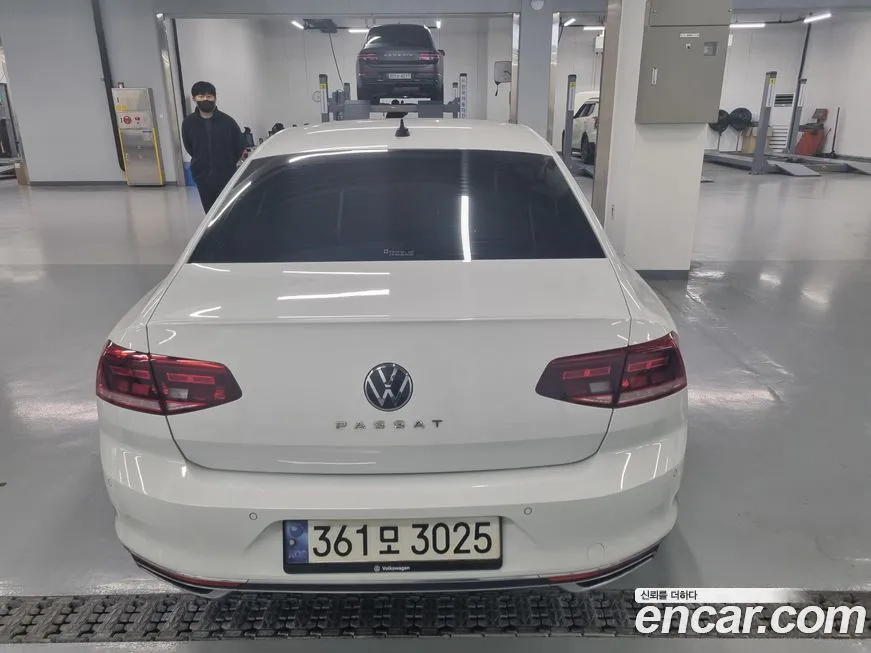 Volkswagen Passat — фото 6