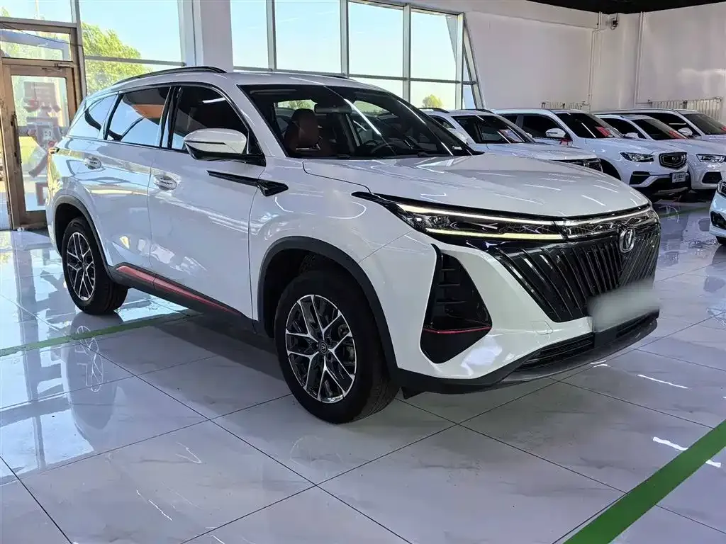 Changan CS75 PLUS — фото 4