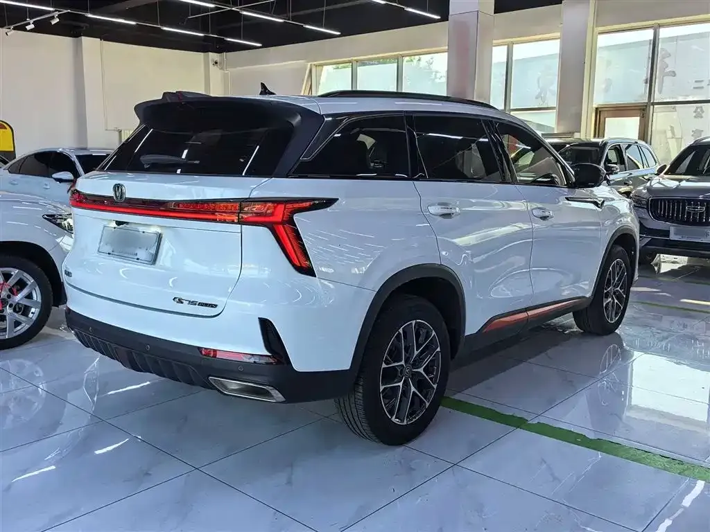 Changan CS75 PLUS — фото 7