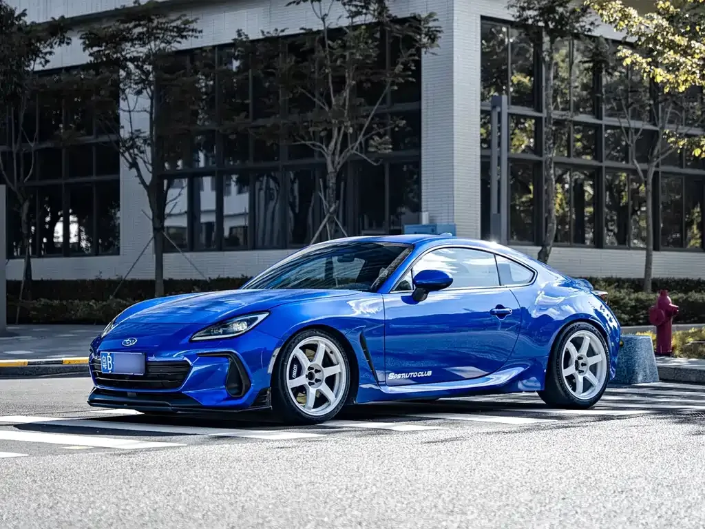 Subaru BRZ — фото 1