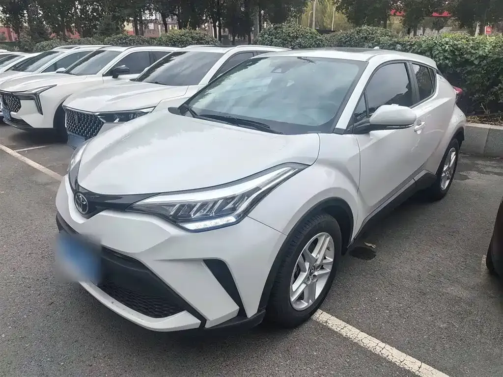Toyota C-HR — фото 2