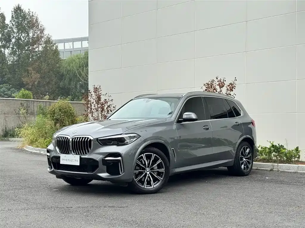 BMW X5 — фото 1