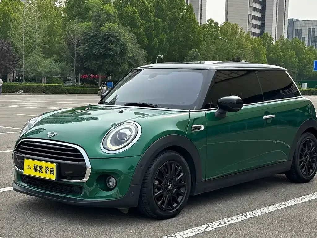 MINI Cooper (3-door) — фото 1