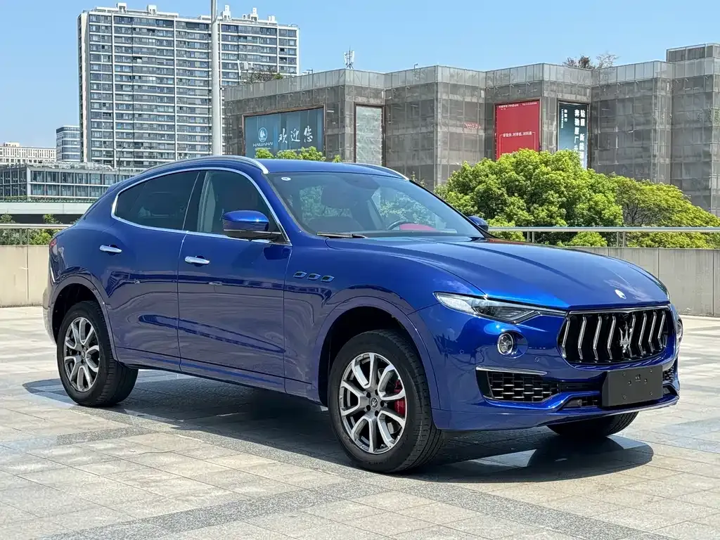 Maserati Levante — фото 3