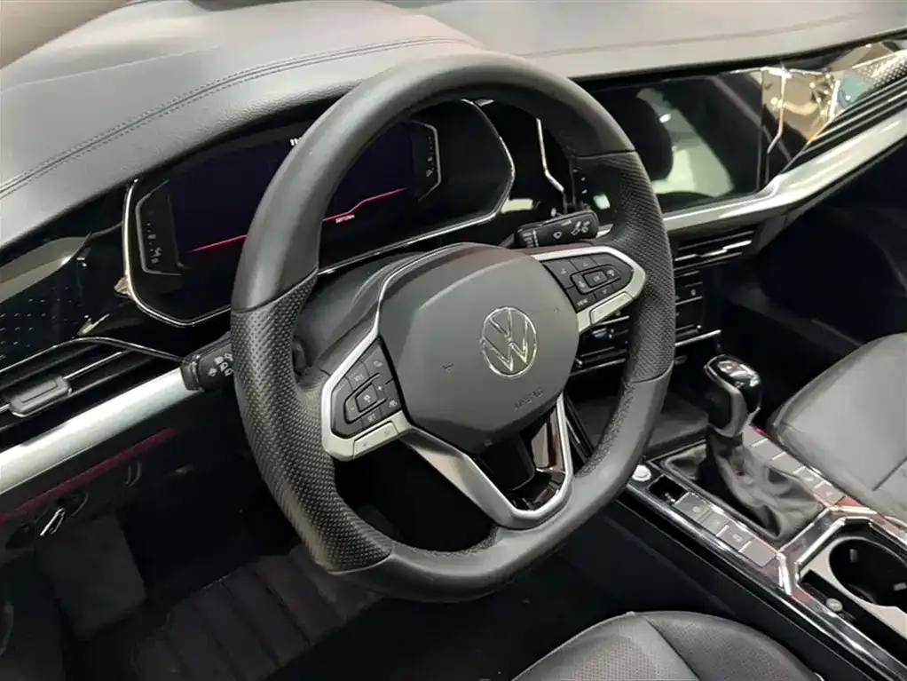 Volkswagen Passat — фото 4