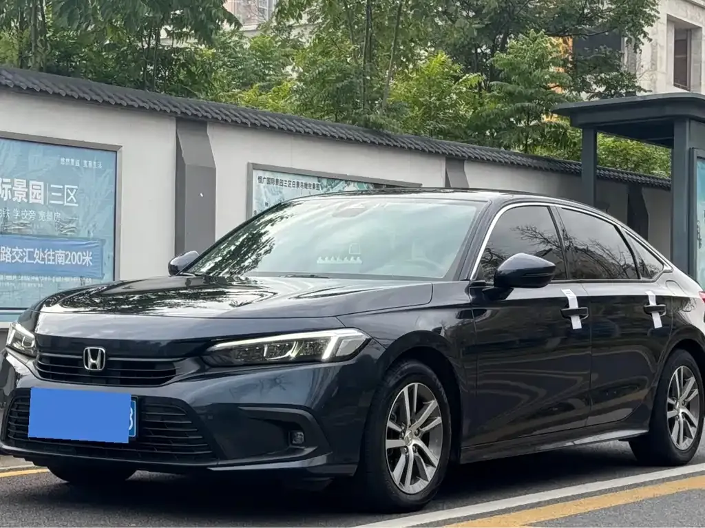 Honda Civic — фото 1