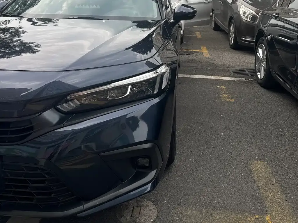 Honda Civic — фото 10