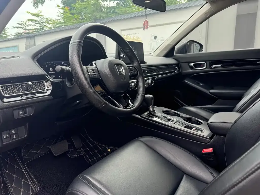 Honda Civic — фото 4