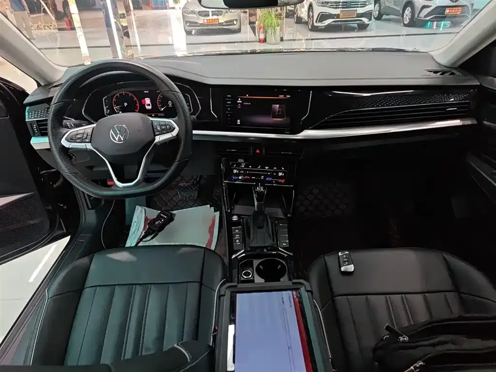 Volkswagen Passat — фото 10