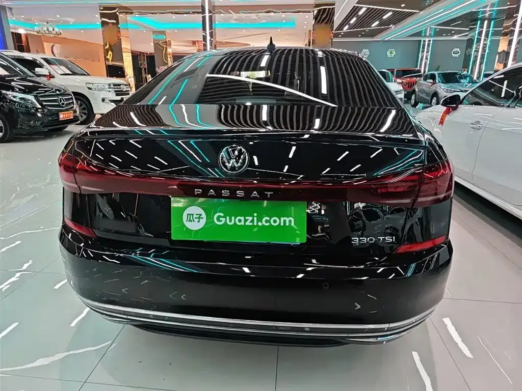 Volkswagen Passat — фото 6