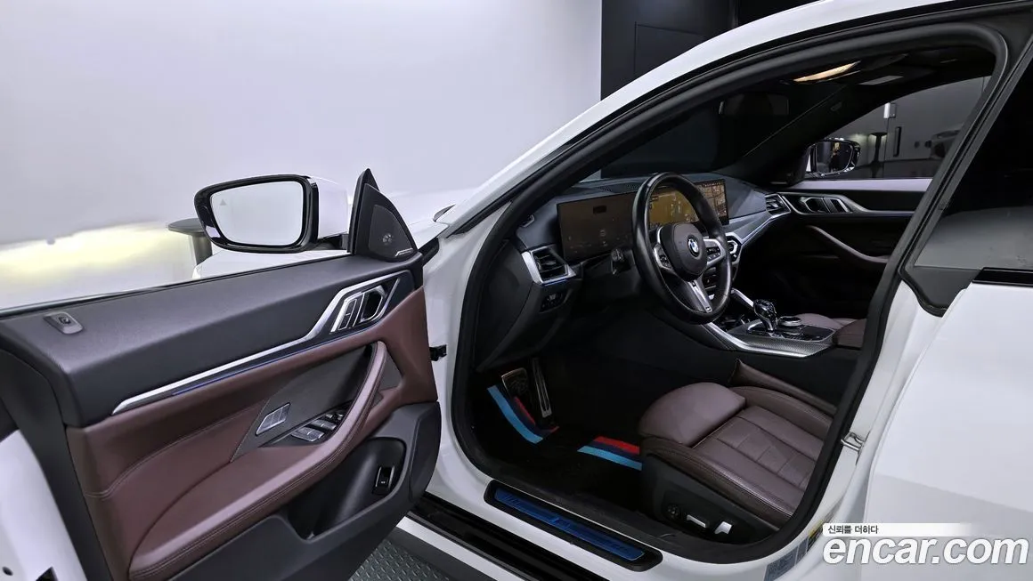BMW i4 — фото 10