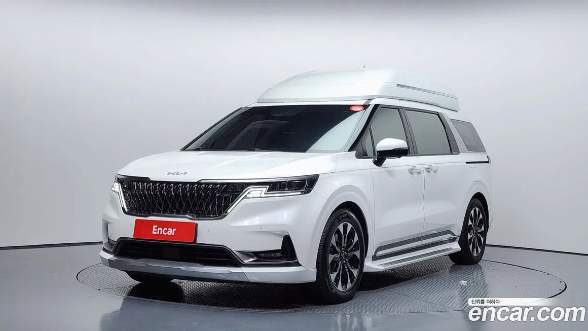 Kia Carnival — фото 1