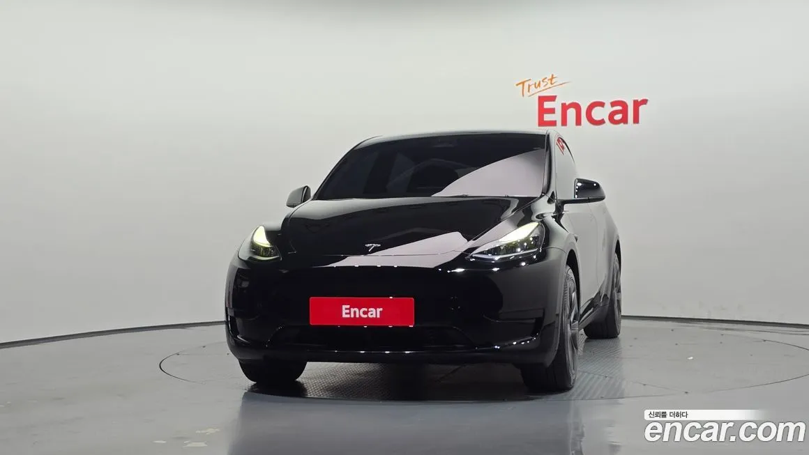 Tesla Model Y — фото 3