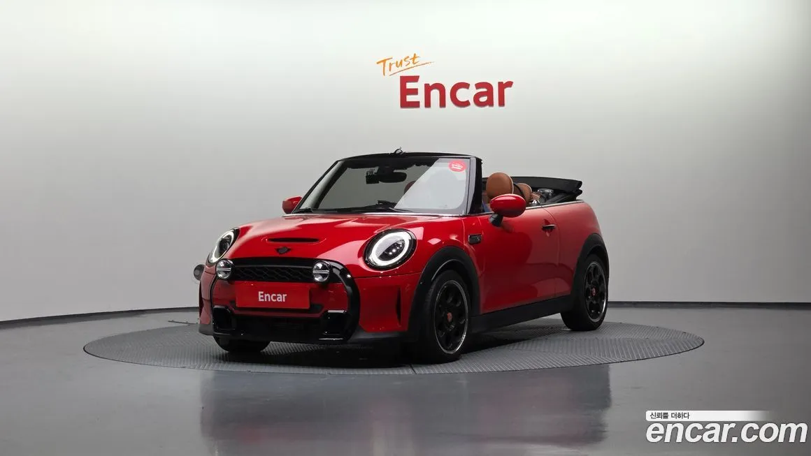 Mini Cooper Convertible — фото 1