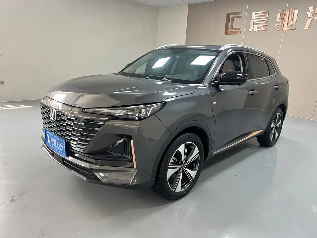 Changan CS55PLUS — фото 1
