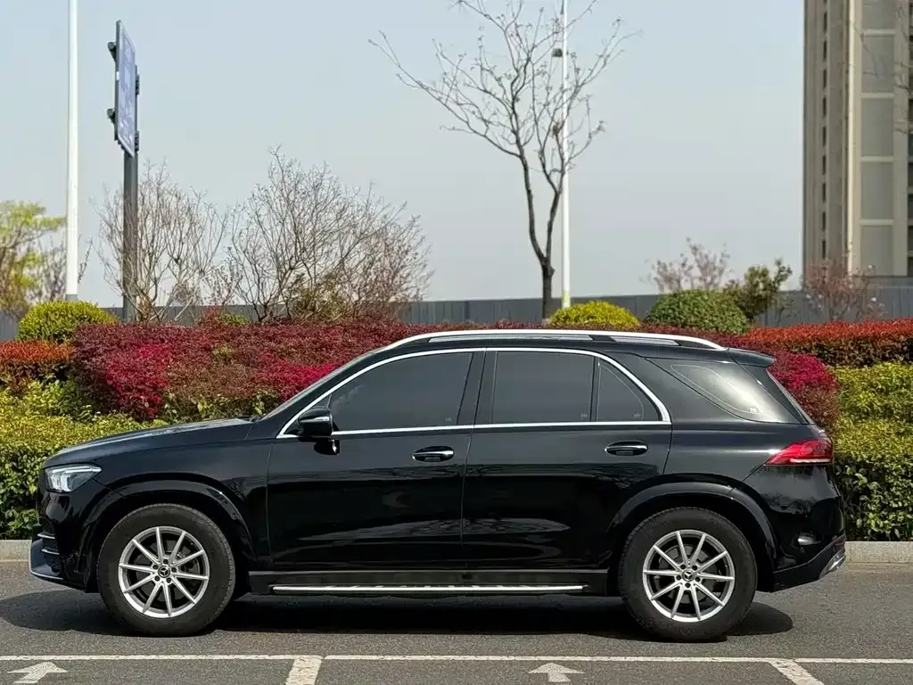 Mercedes-Benz GLE — фото 4