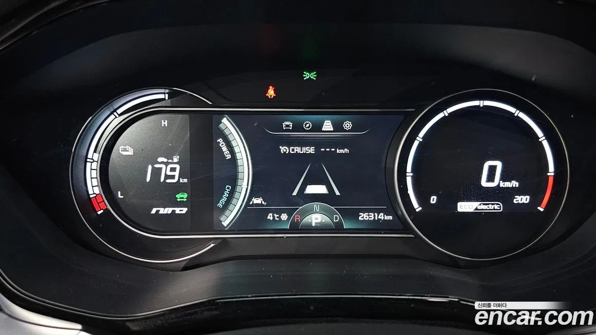 Kia Niro — фото 8