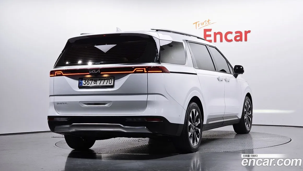 Kia Carnival — фото 2
