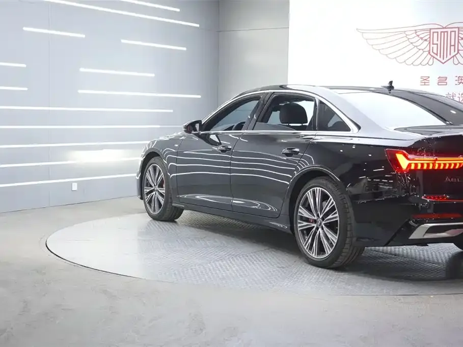 Audi A6L — фото 3