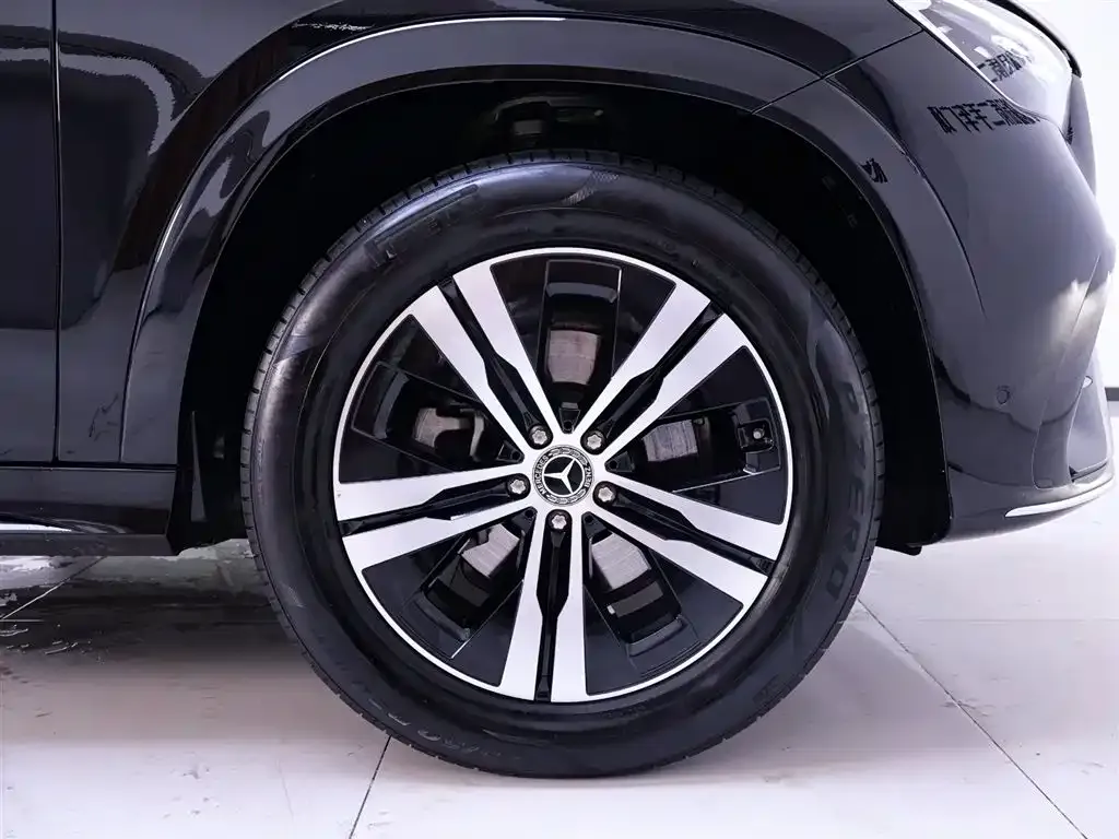 Mercedes-Benz GLE — фото 6