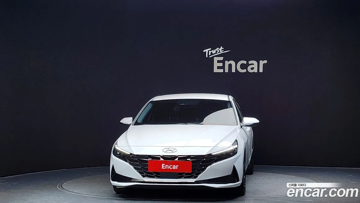 Hyundai AVANTE — фото 3