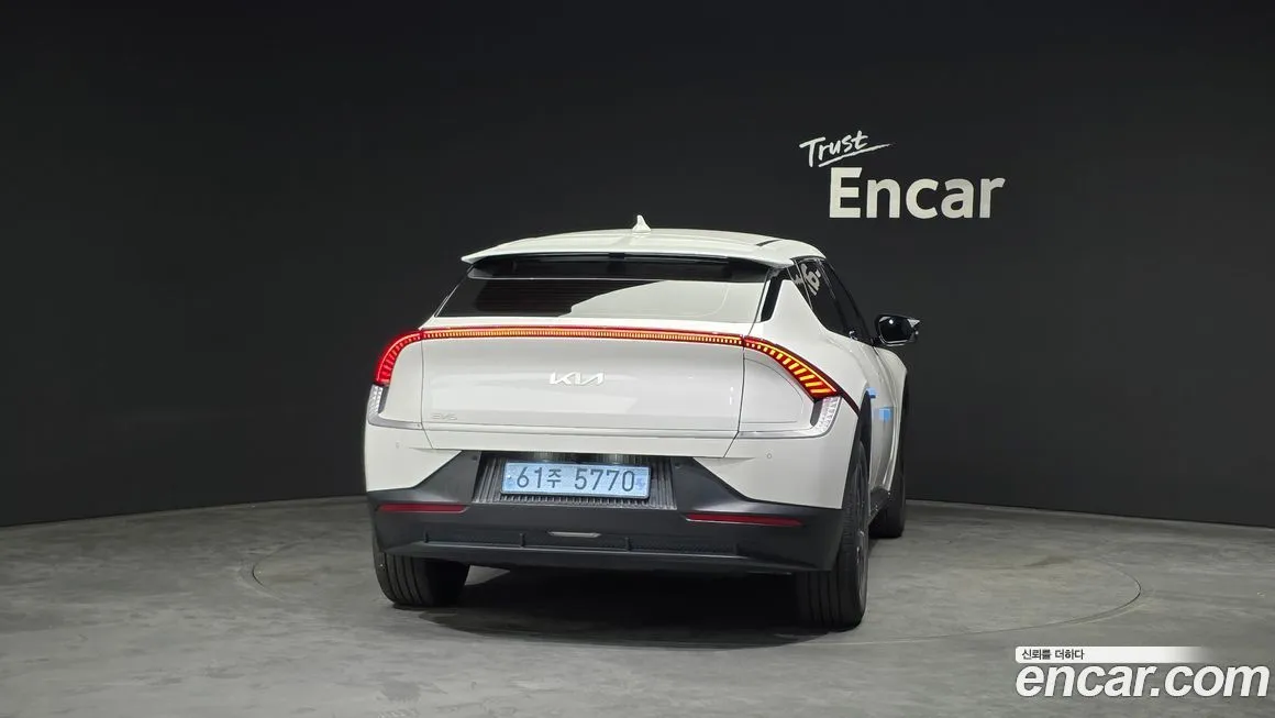 Kia EV6 — фото 4
