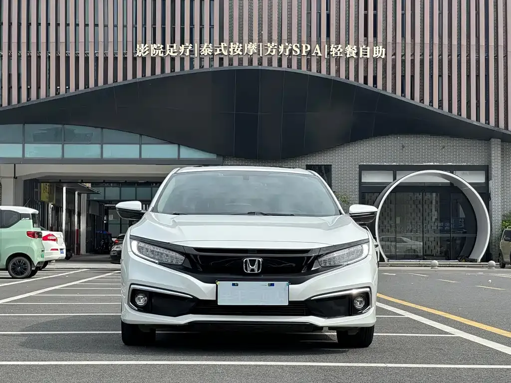 Honda Civic — фото 2