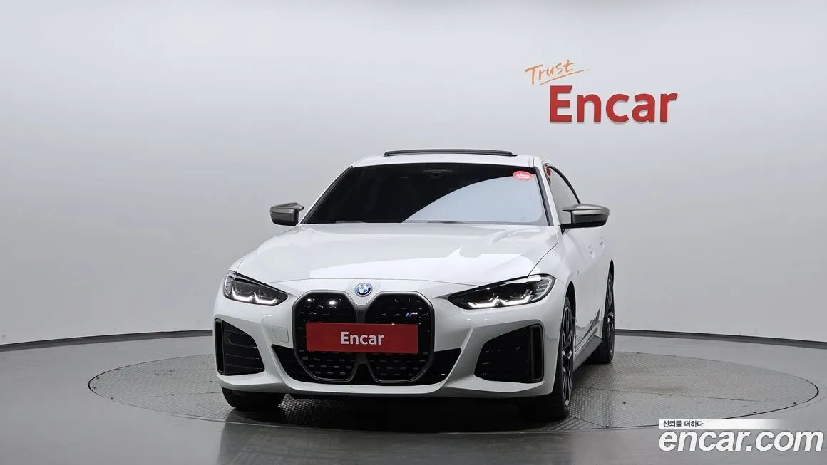 BMW i4 — фото 3