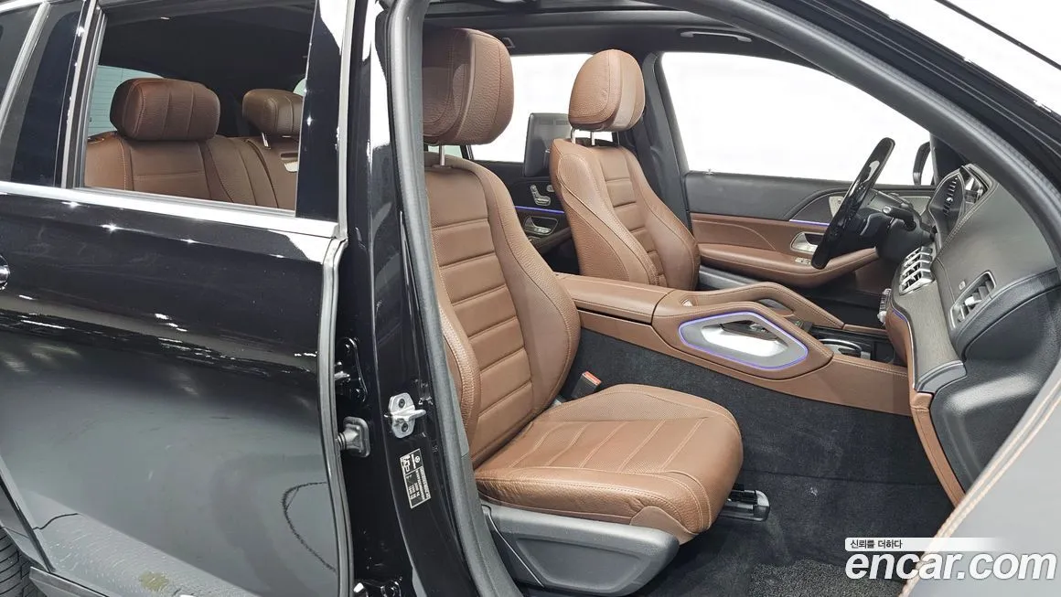 Mercedes-Benz GLS-Class — фото 10
