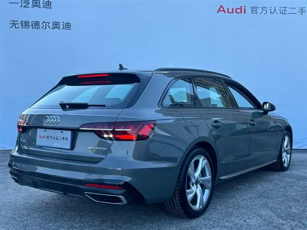 Audi A4 (Import) — фото 4