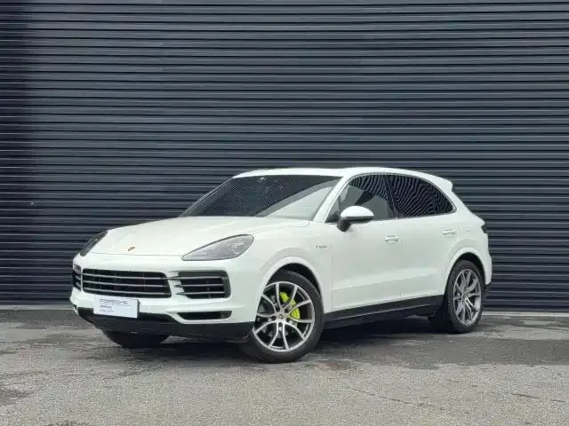 Porsche Cayenne Hybrid — фото 1