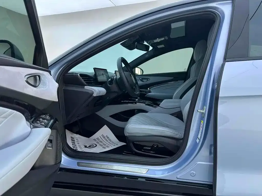 BYD Seal — фото 4