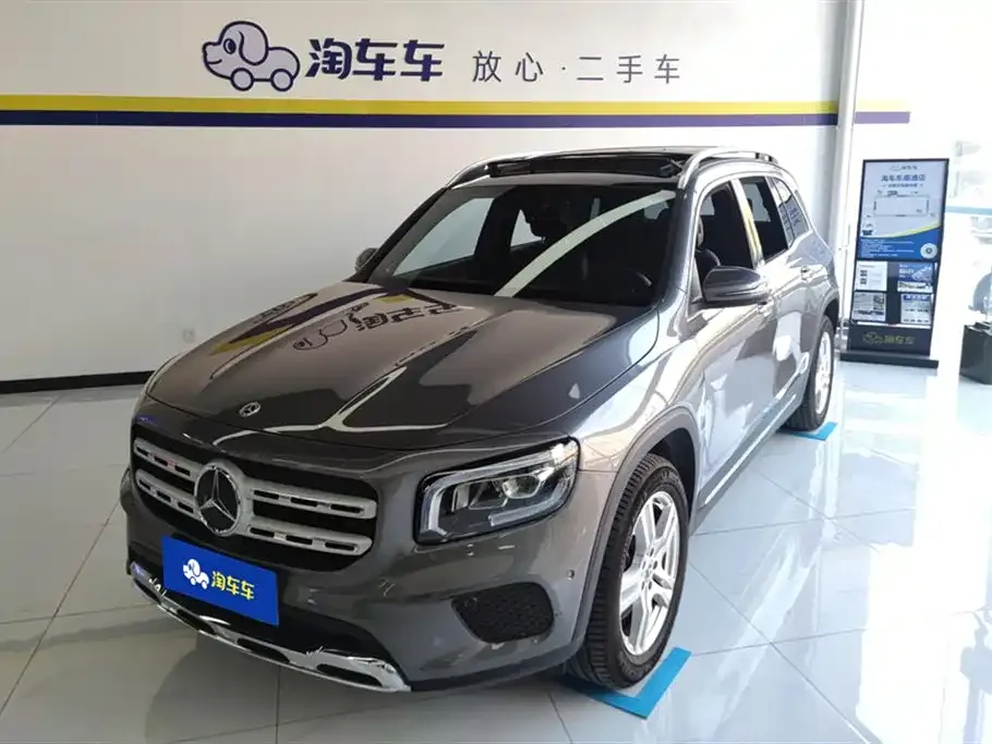 Mercedes-Benz GLB — фото 1