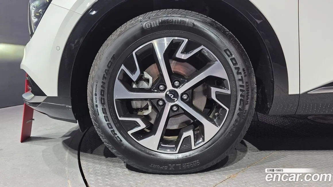 Kia Sportage — фото 5