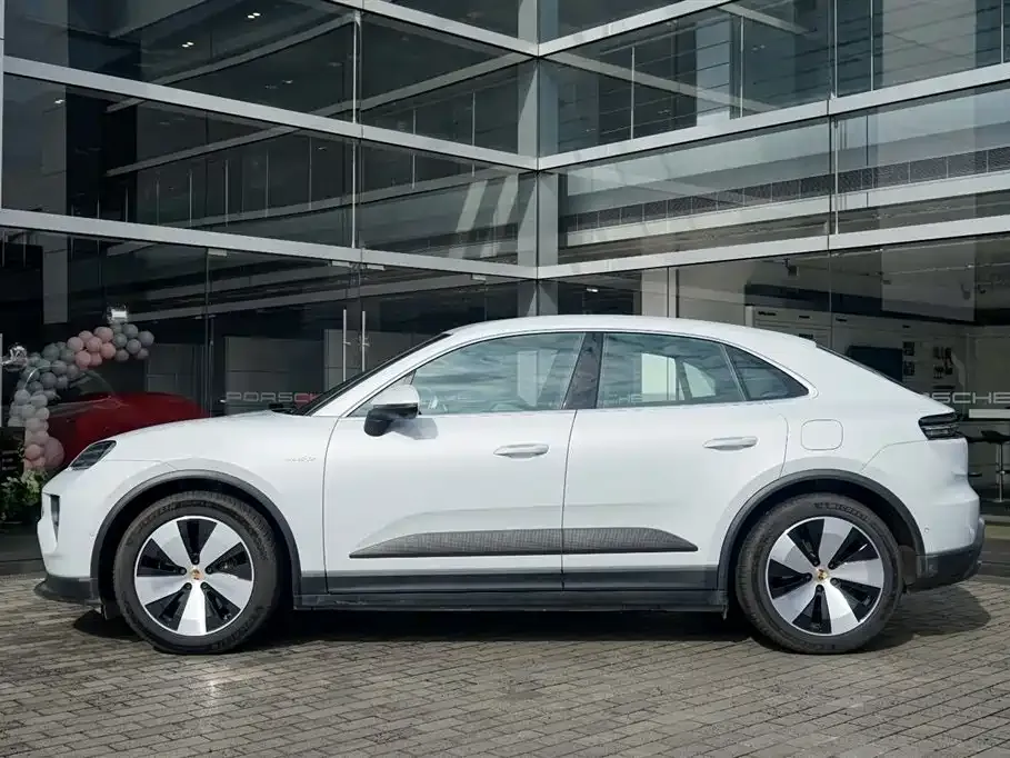 Porsche Macan EV — фото 2