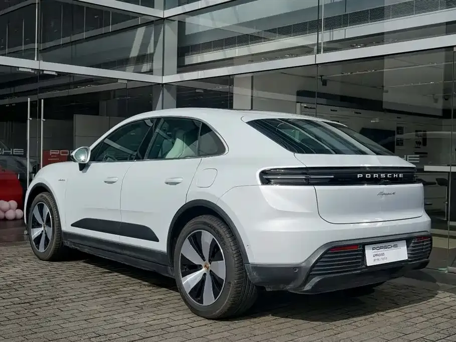 Porsche Macan EV — фото 3