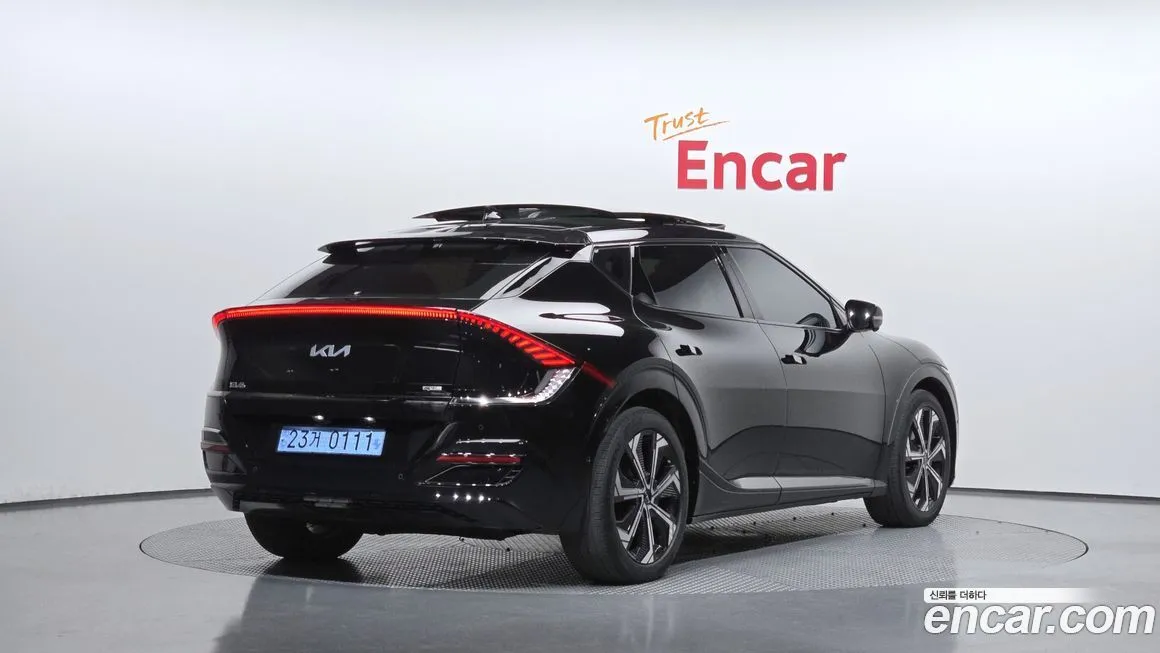 Kia EV6 — фото 2