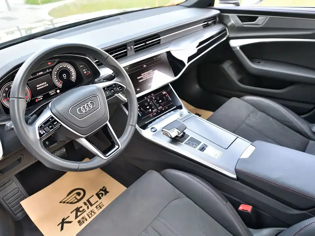 Audi A6L — фото 7