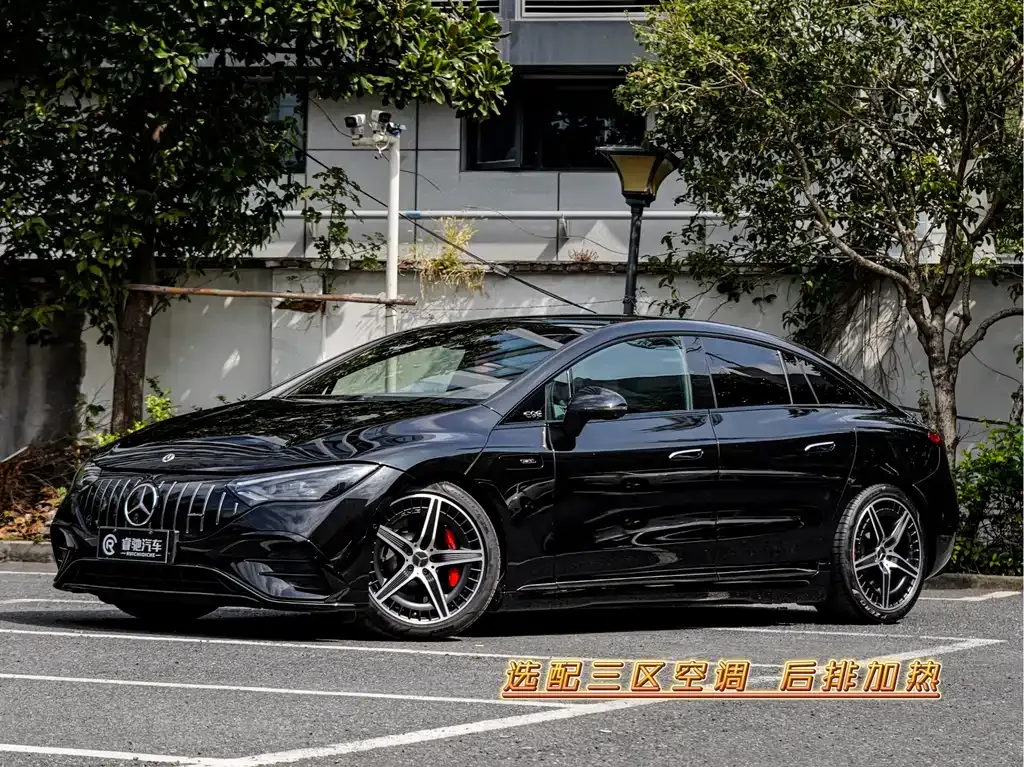 Mercedes-Benz EQE AMG — фото 1