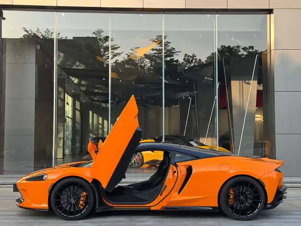 McLaren GT — фото 4