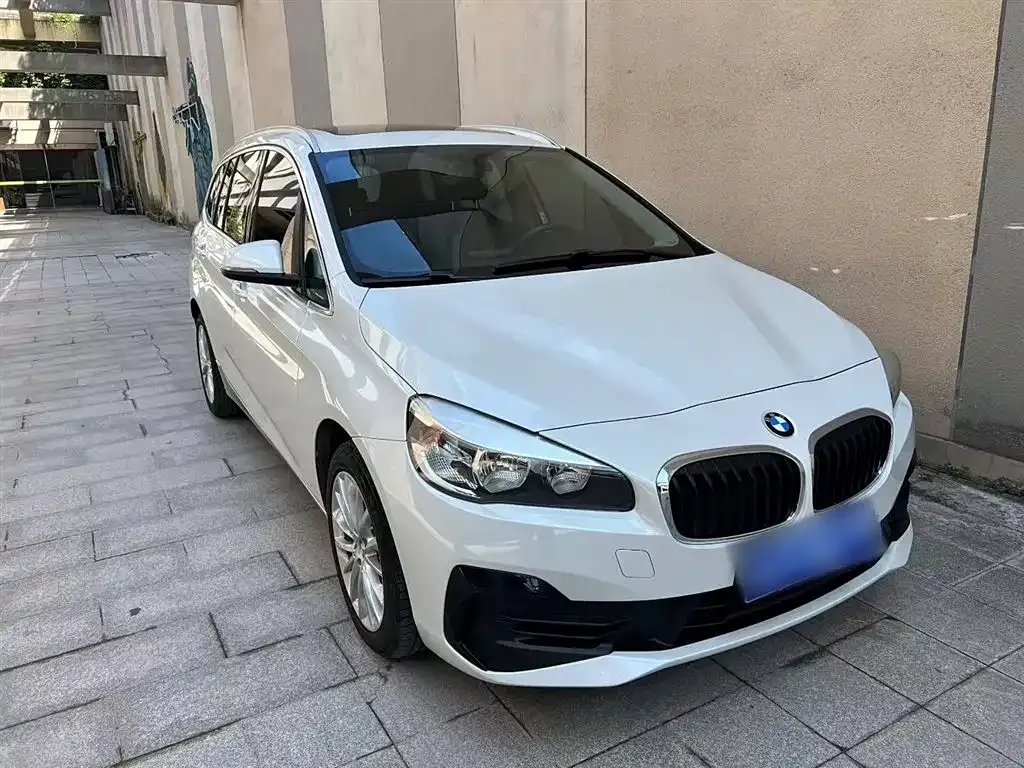 BMW 2 Series Gran Tourer — фото 6