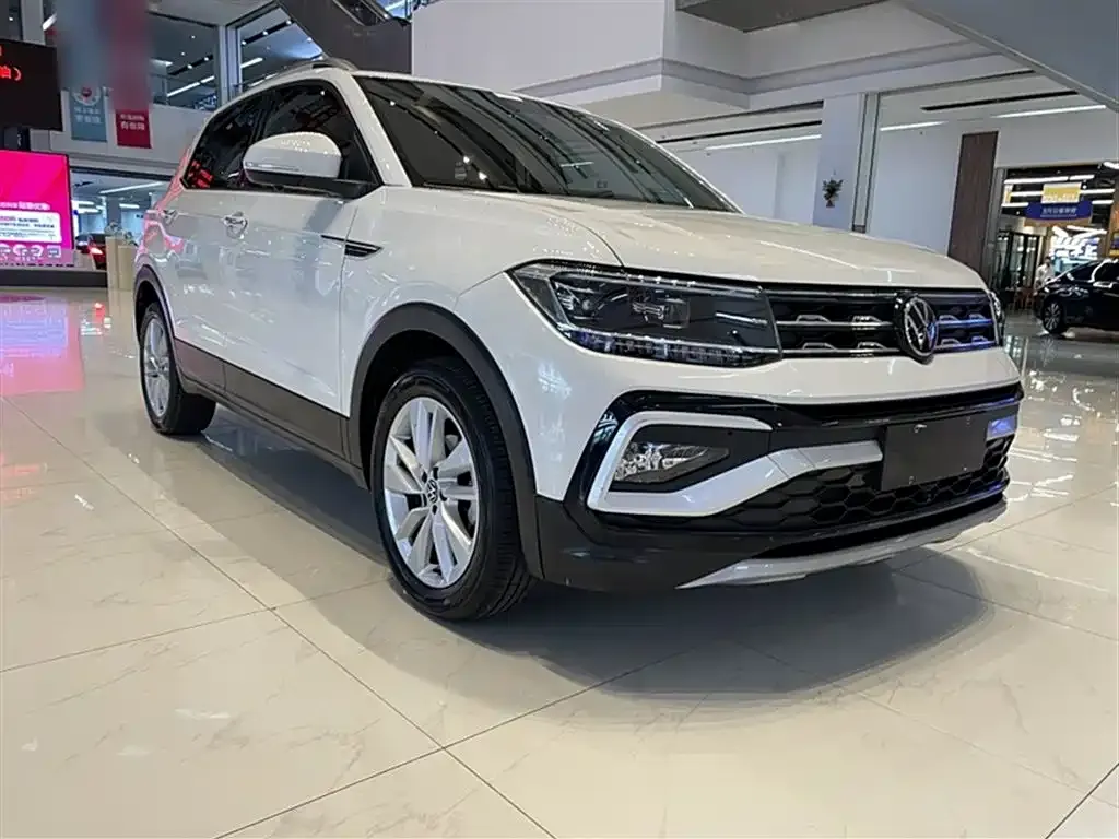 Volkswagen T-Cross — фото 9