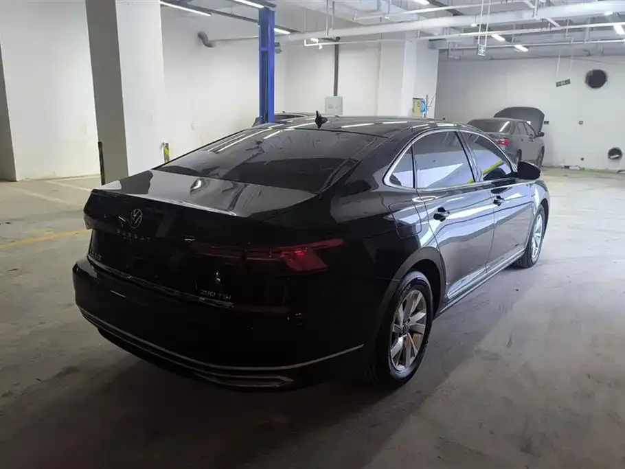 Volkswagen Passat — фото 3