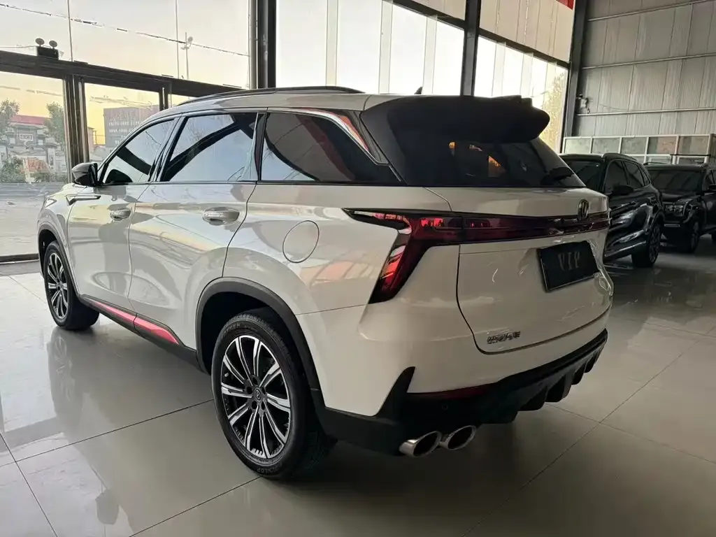 Changan CS75 PLUS — фото 6