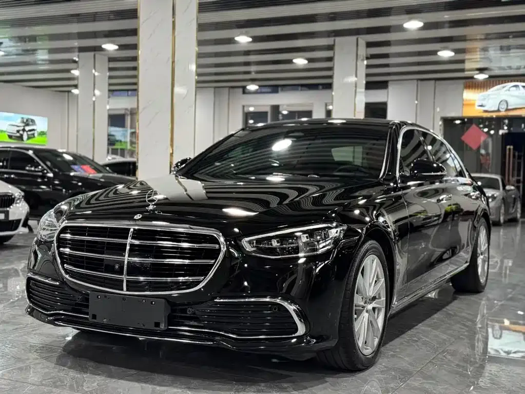 Mercedes-Benz S-Class — фото 1