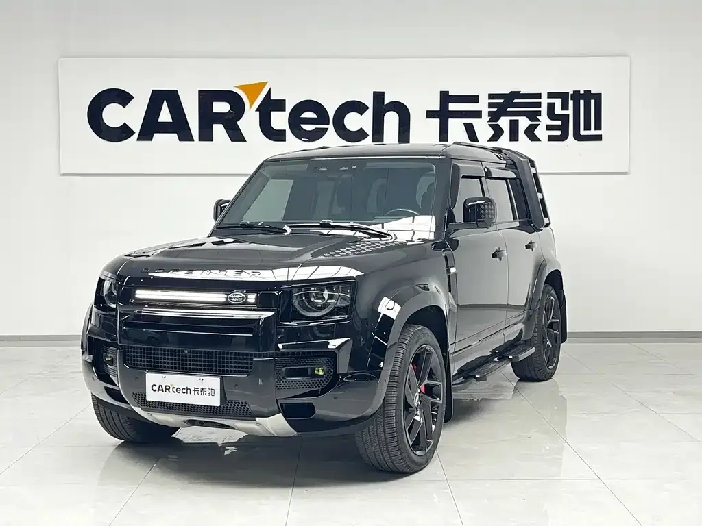 Land Rover Defender — фото 1