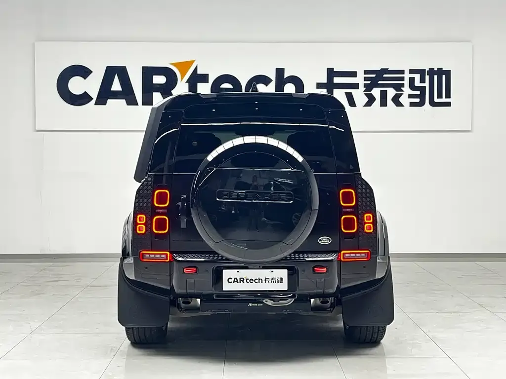Land Rover Defender — фото 4