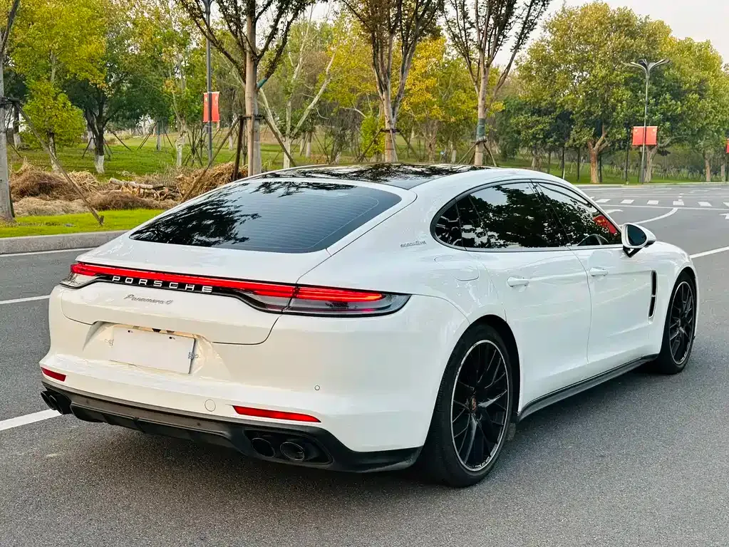 Porsche Panamera — фото 4
