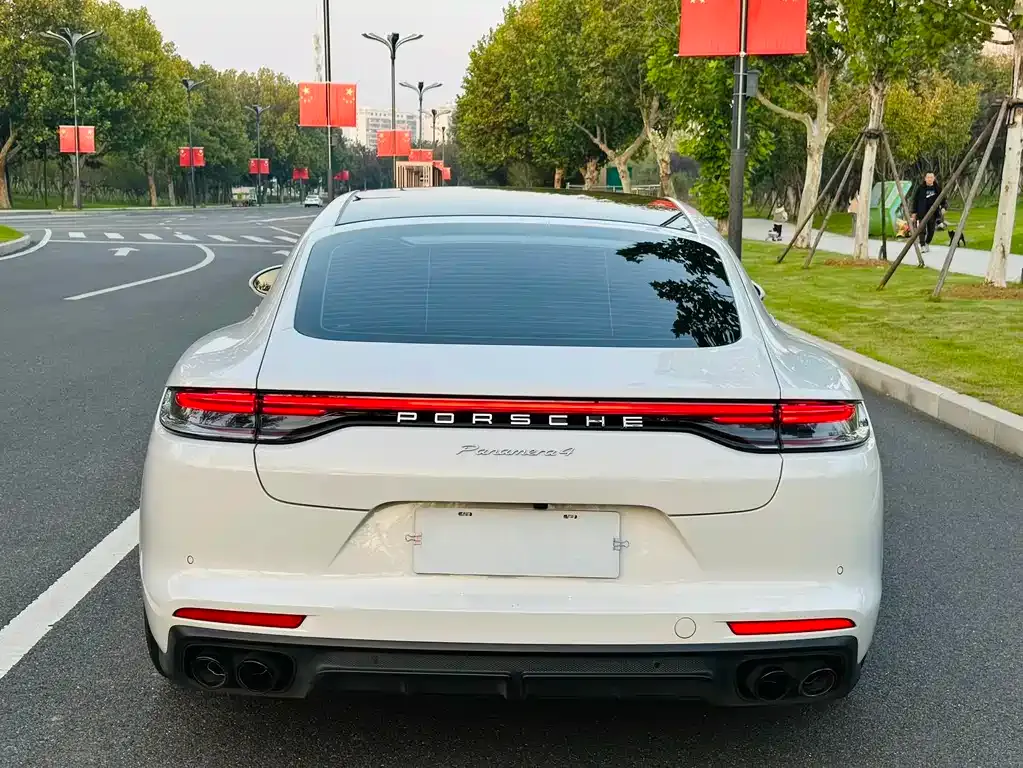 Porsche Panamera — фото 7