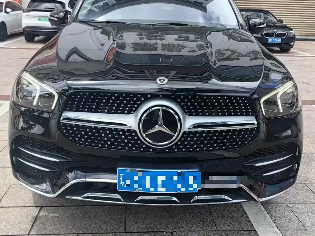 Mercedes-Benz GLE — фото 1